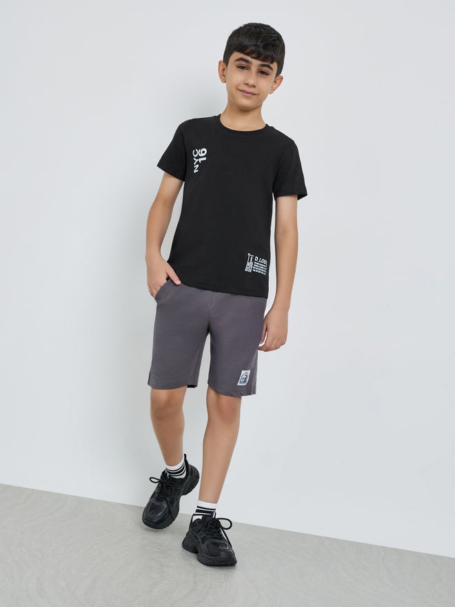 Styli Boys Solid Drawstring Waist Shorts with Badge Detail - Image 2