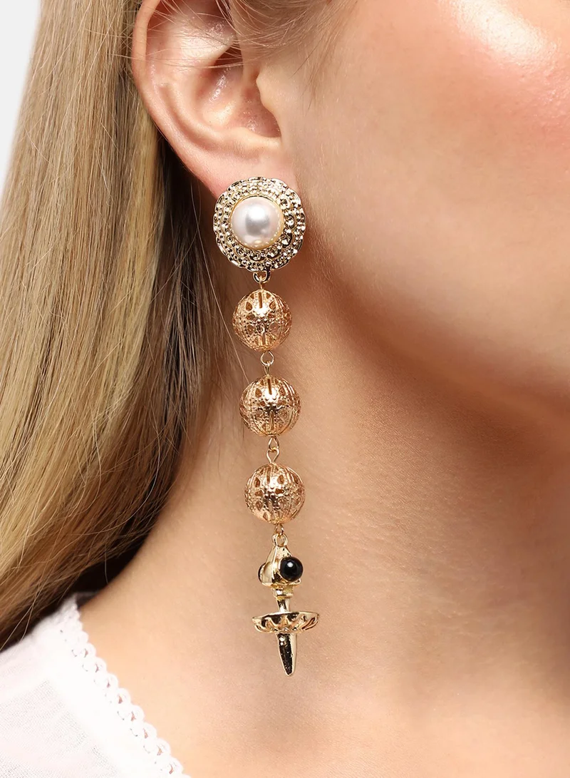 SOHI Elevated Glamour Captivating Artificial Drop Earring Jewellery