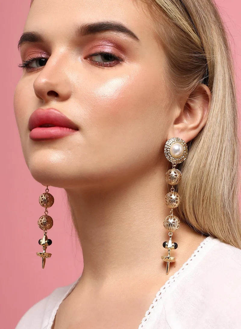 SOHI Elevated Glamour Captivating Artificial Drop Earring Jewellery