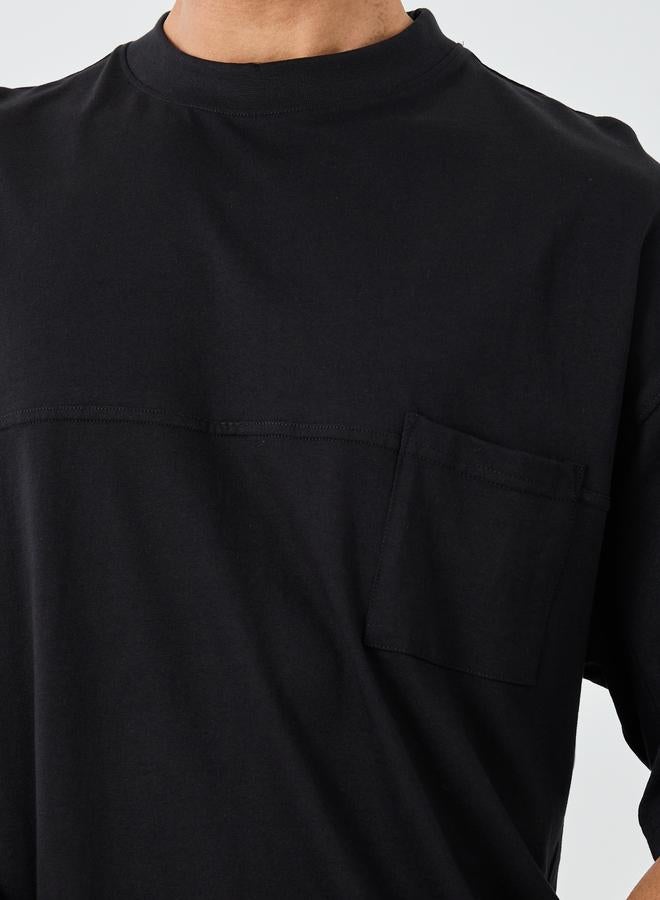 ستايلي تيشيرت رجالي أسود ثقيل بياقة دائرية وجيب - Image 3