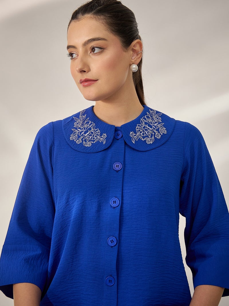 بانيت طقم متناسق (Co-ord Set) قميص مطرَّز بياقة بيتر بان مع بنطلون - أزرق - Image 3