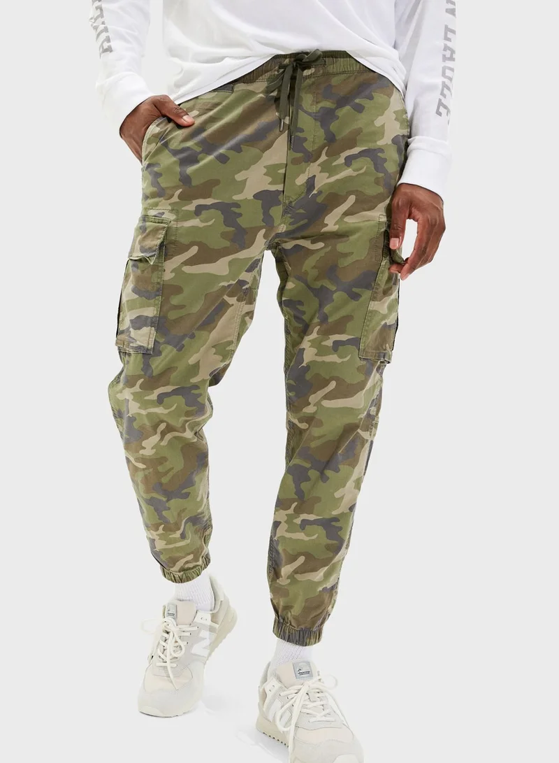 American Eagle Camo Cargo Pants