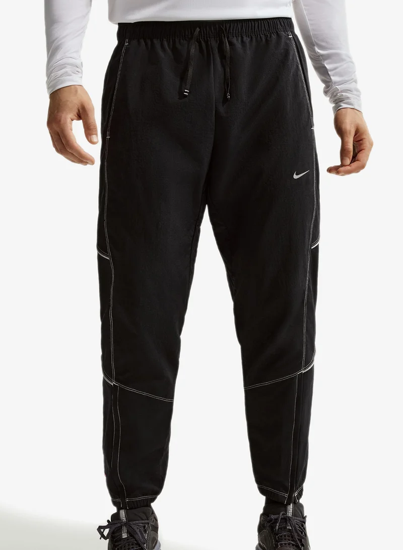 نايكي سراويل رياضية كلاسيكية بتقنية دراي فيت