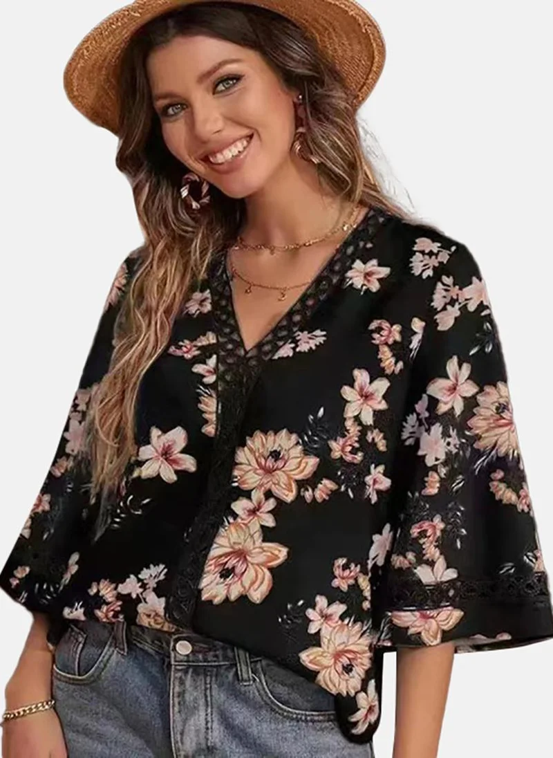 يونيكي Black Floral Three-Fourth Round Neck Tunics