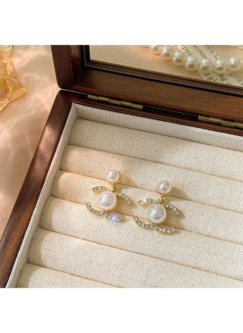 Generic - Elegant Luxury High-End Pearl Earrings For Women Trendy 2024 New Arrival Niche Design Versatile Fashionable Jewelry Double C cross pearl stud earrings - Image 1