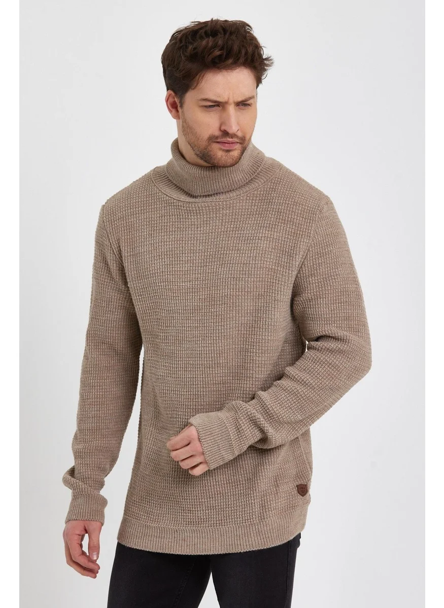 Alexander Gardi Turtleneck Knit Sweater (E20-18827)