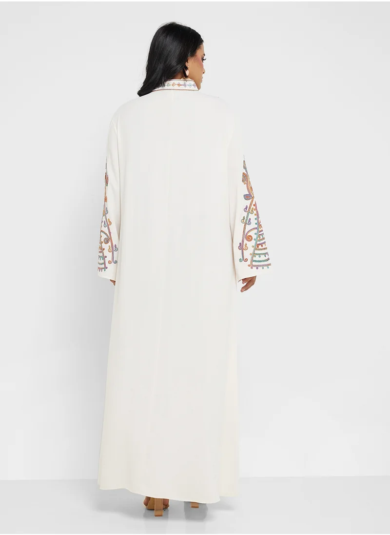 Khizana Plus size embroidered jalabiya