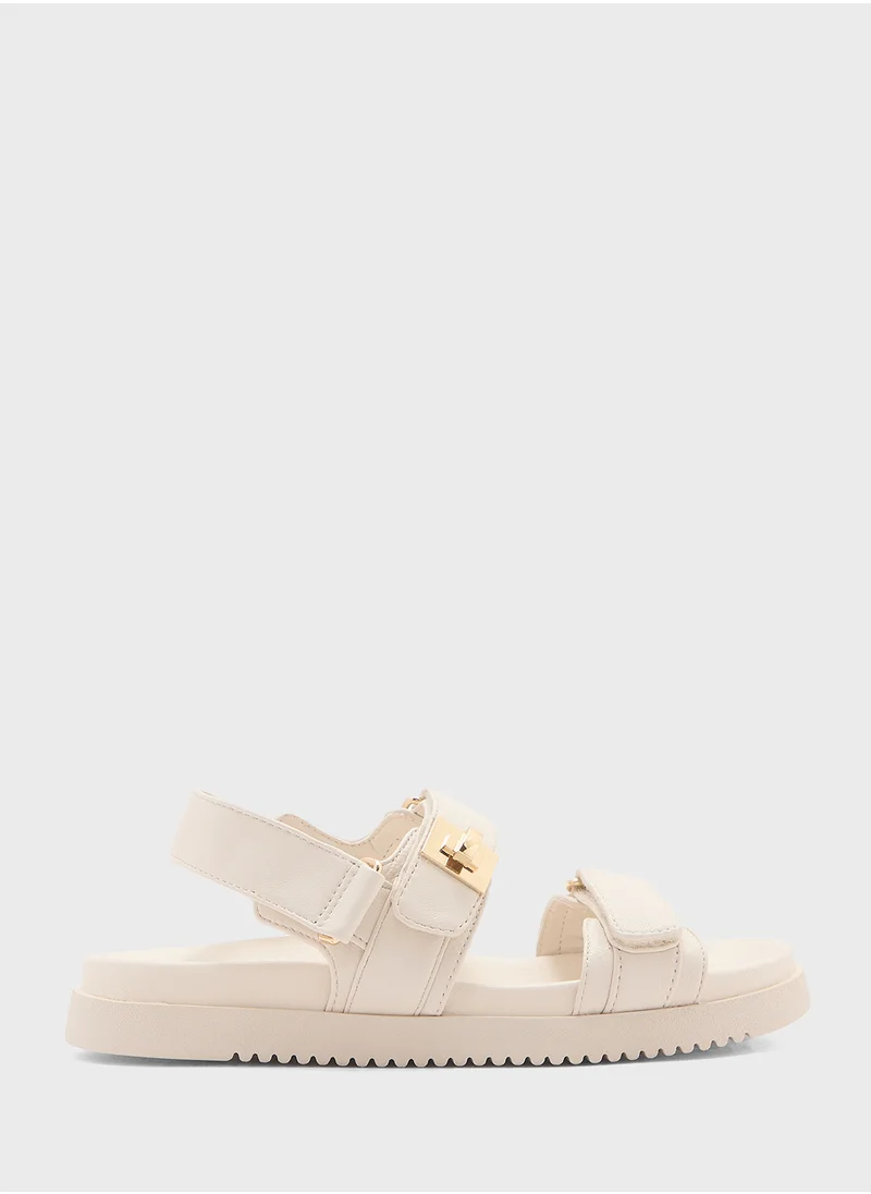 STEVE MADDEN Multi Strap Flat Sandals