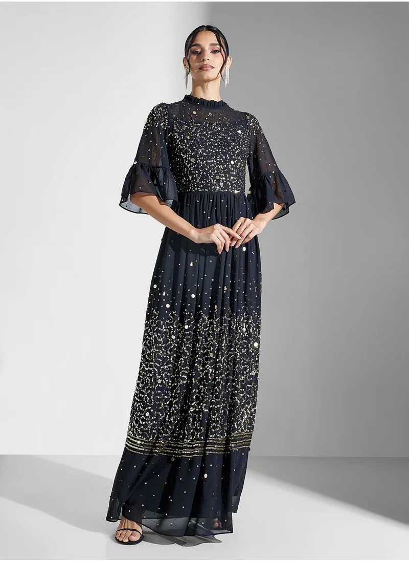 اميليا روز Embellished Flared Sleeve Dress