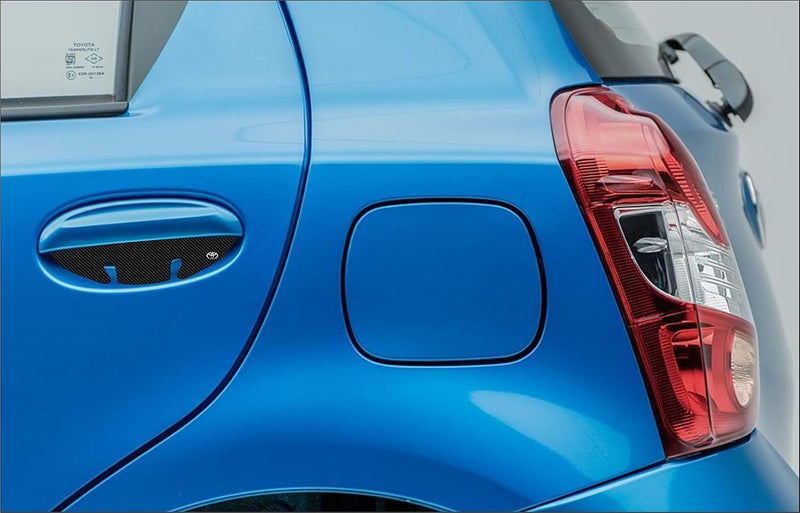 BIG FLAG BFRC 3D Gel Finish Car Door Carbon Fiber Handle Cup Scratch Guard Sticker Universal for Specific Brand (Pack of 4) (MRDRCFVAR) (ETIOS_Toyota) - Image 3