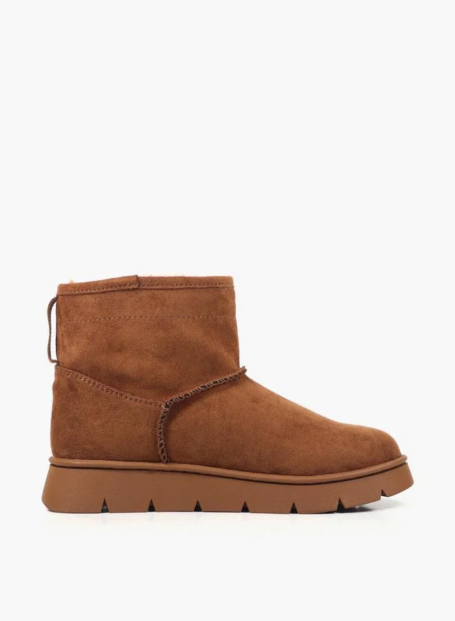 Gap TAN Girls ALASKA REFRESH Slip-On Ankle Boots for Women | Best Price UAE