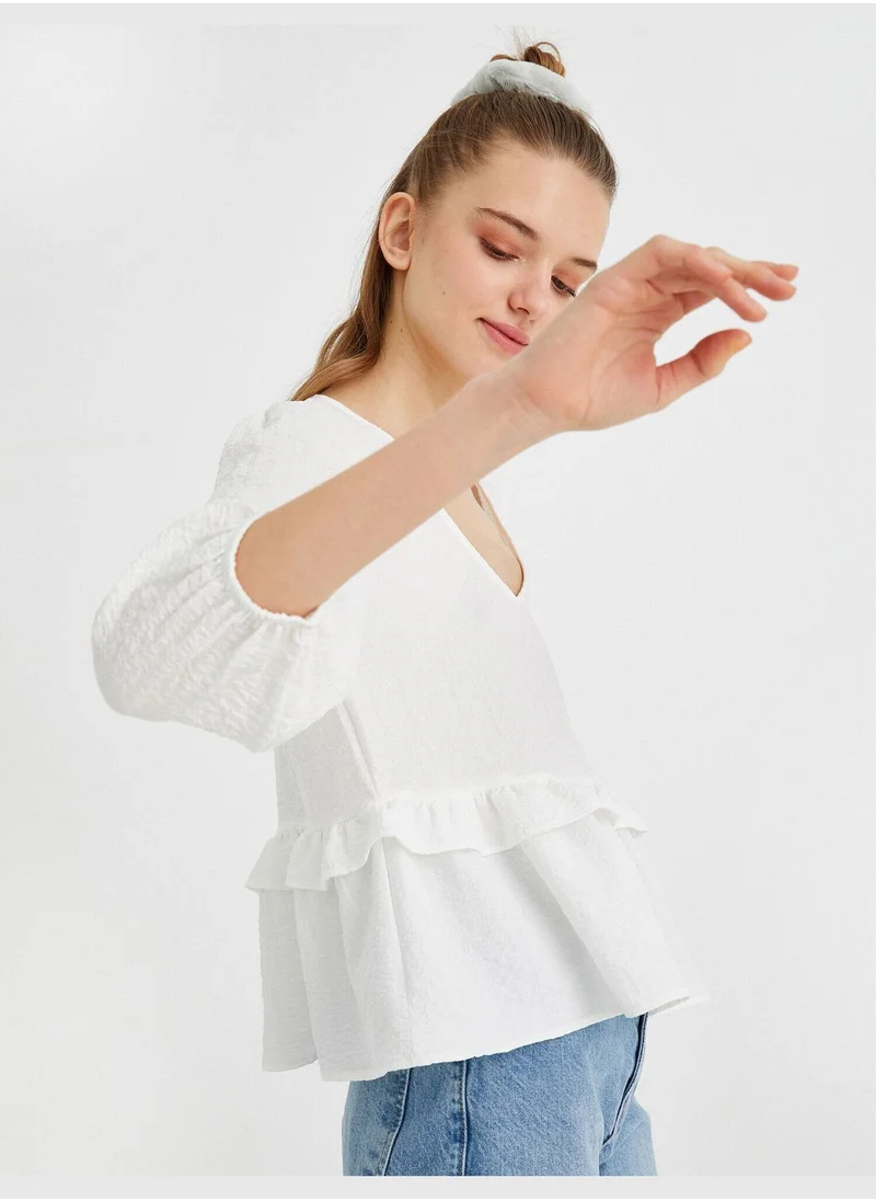 كوتون V Neck Frill 3/4 Sleeve Blouse
