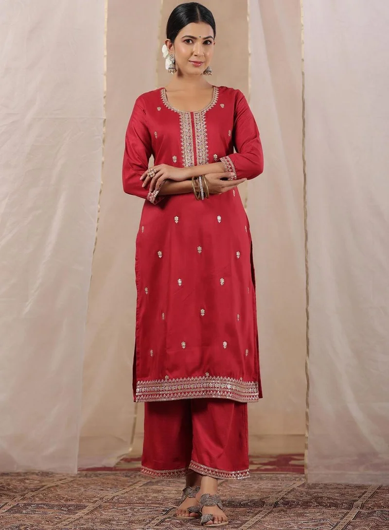 Regular Fit Three-Quarter Sleeve Printed Fuchsia Silk Woven Kurta Set For Women Flat Collar Perfect For Wedding And Engagement Pull On Closure