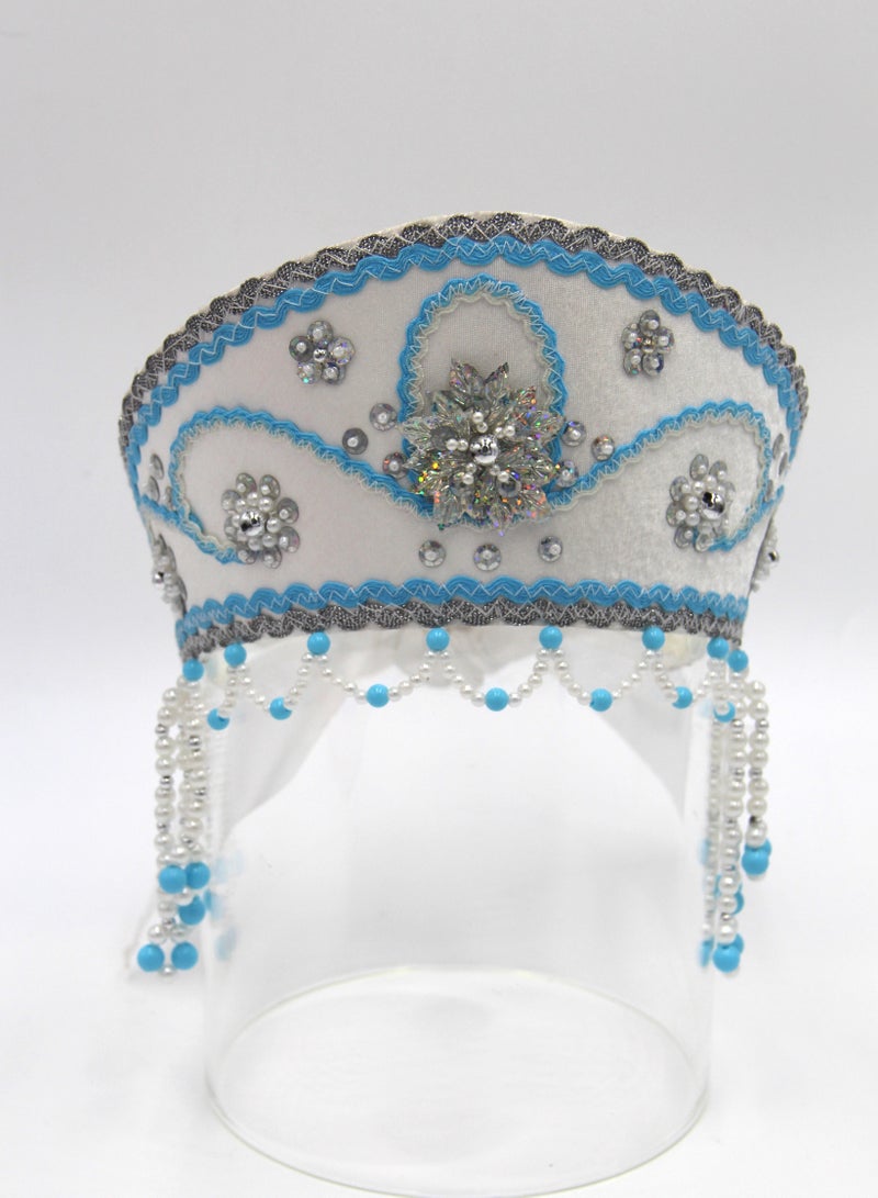 D'Daniela دي دانييلا - غطاء رأس تقليدي نسائي كوكوشنيك - أبيض مع ضفيرة زرقاء - Image 1