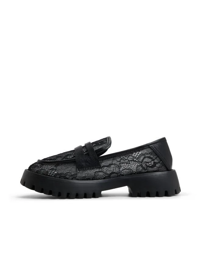 CALL IT SPRING Close Toe Moccasins