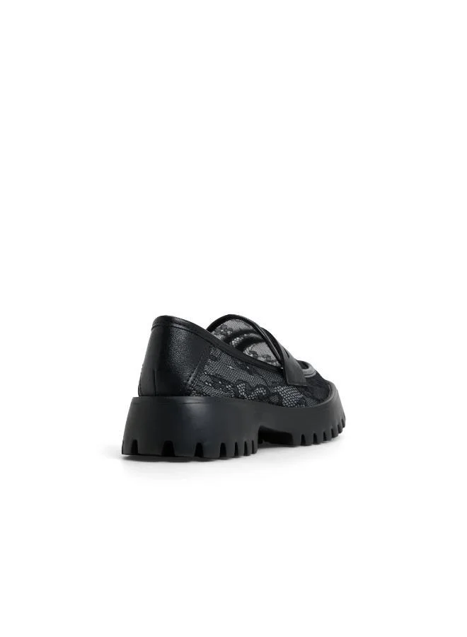 كول ات سبرنج Close Toe Moccasins
