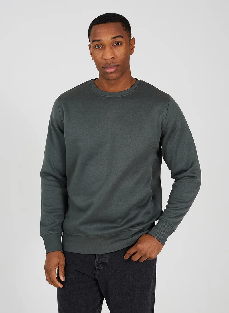 BRAVE SOUL Crew Neck Sweatshirt