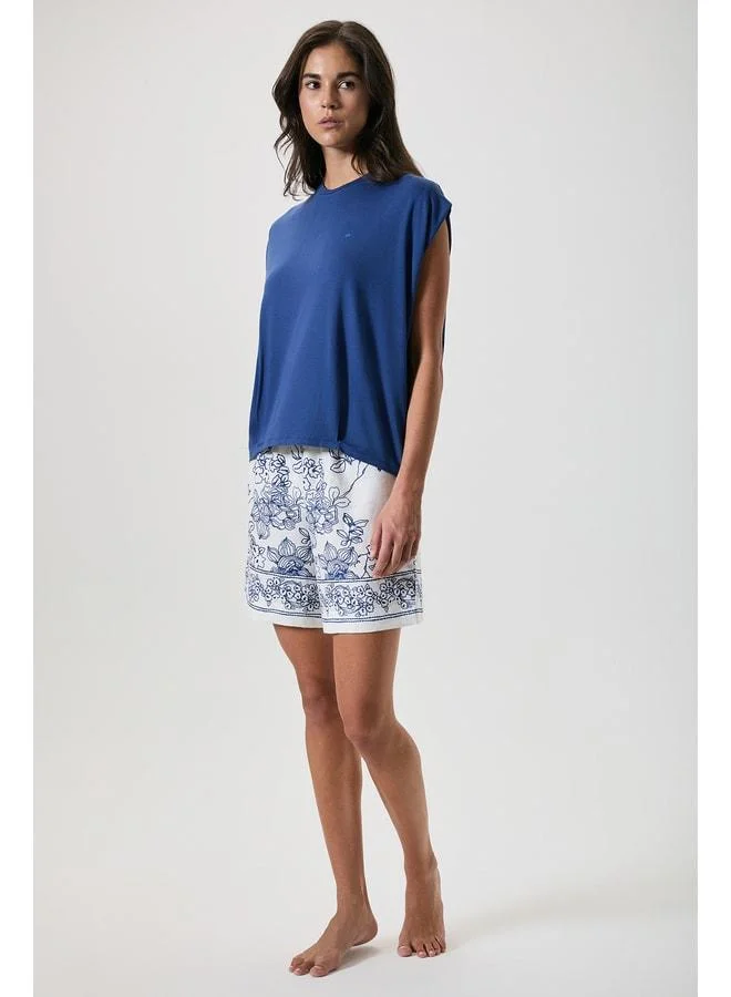 Cotton and Linen Shorts Set.
