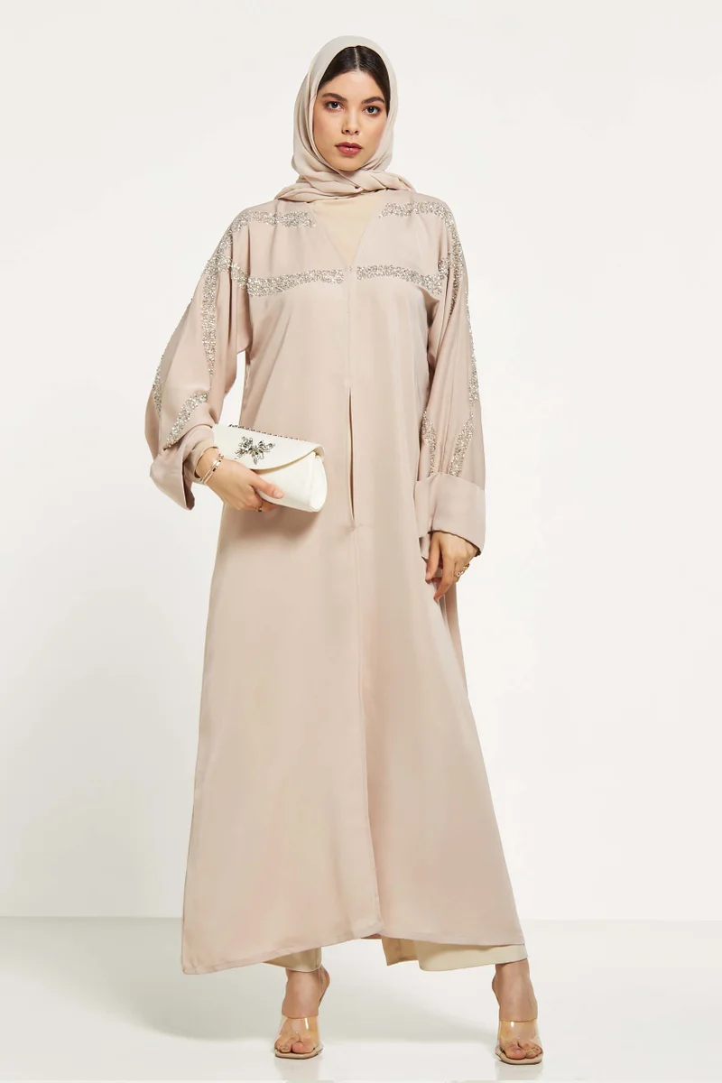 Moistreet Embellished Flared Sleeve Abaya