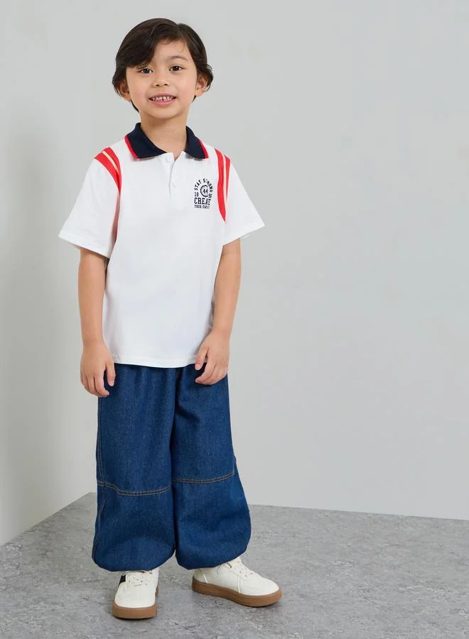 ستايلي Boys White Polo T-Shirt With Striped And Contrast Collar