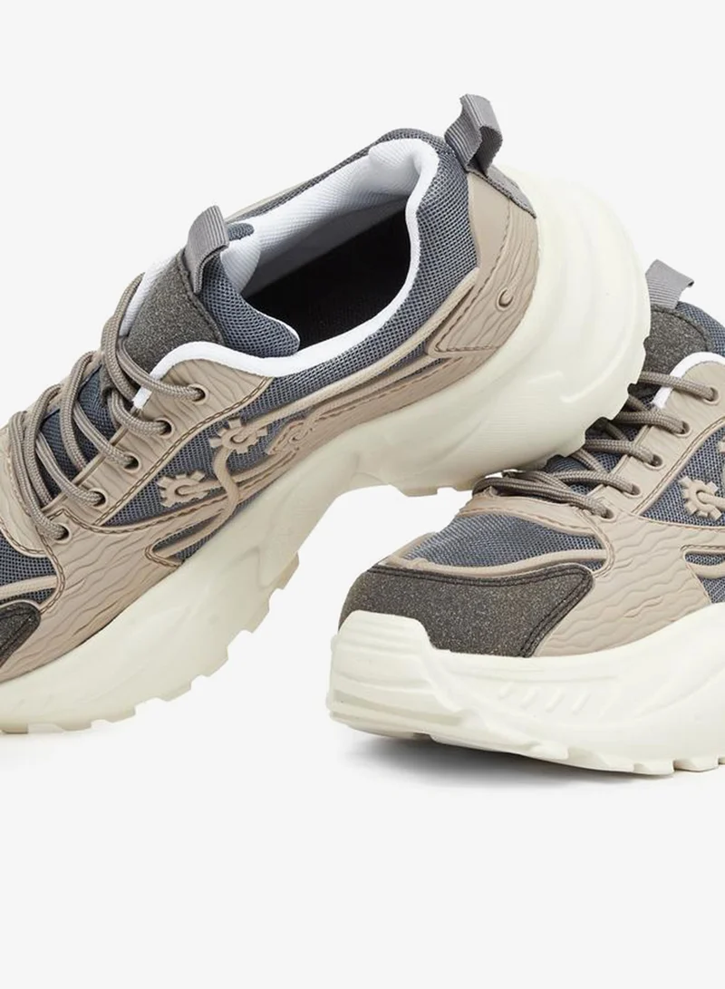 Styli Active Chunky Sole Side Pattern Sneakers