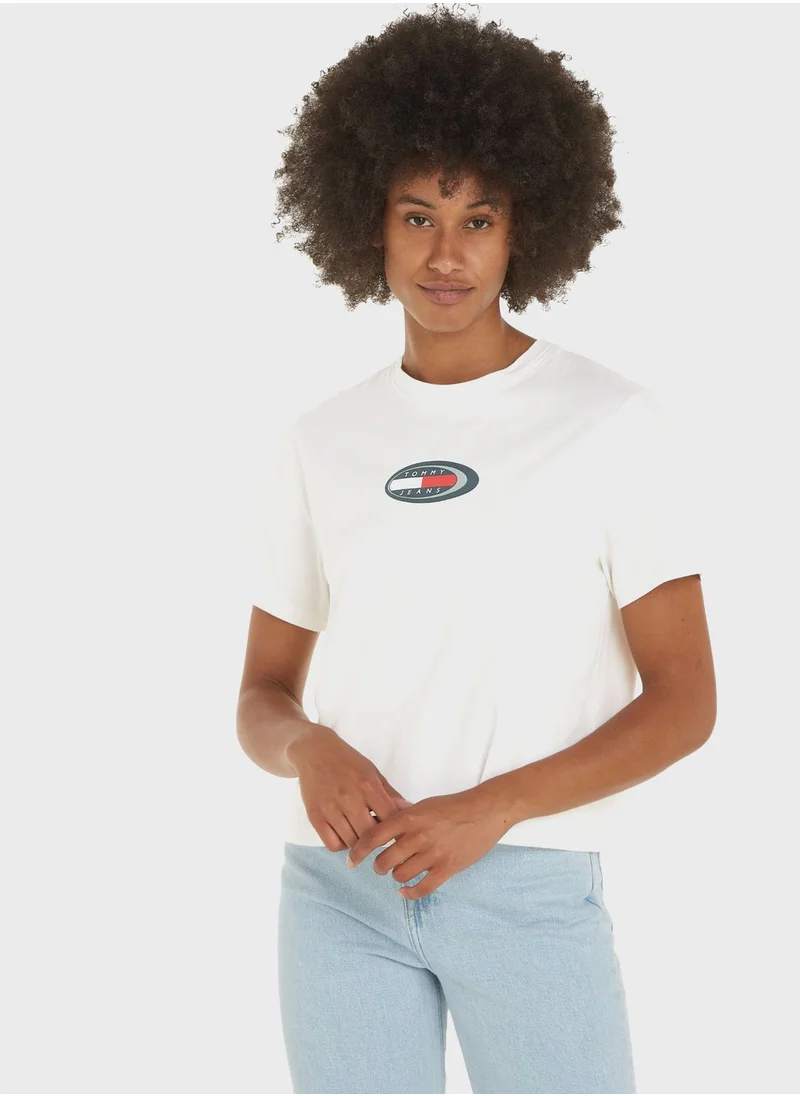 TOMMY JEANS Crew Neck Logo T-Shirt