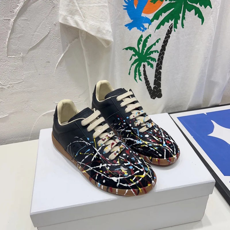 In-Stock Retro German Training Shoes for Men and Women, Couple''s 2025 New Genuine Leather Versatile Casual White Lace-Up Flat Sneakers - Image 4