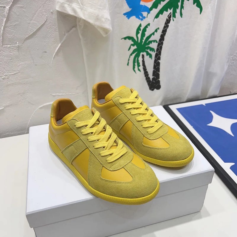 In-Stock Retro German Training Shoes for Men and Women, Couple''s 2025 New Genuine Leather Versatile Casual White Lace-Up Flat Sneakers - Image 5