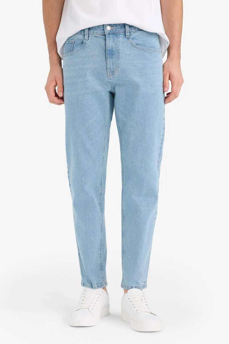 Defacto  Slim Tapered Straight Leg Jeans for Men | Best Price UAE
