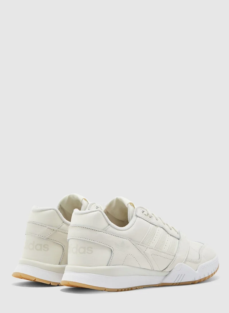 adidas Originals A.R. Trainer