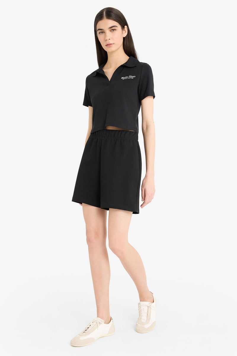 DeFacto Woman Regular Fit Thin Sweatshirt Fabric Basic Normal Waist Regular Hem Bermuda  - Image 3
