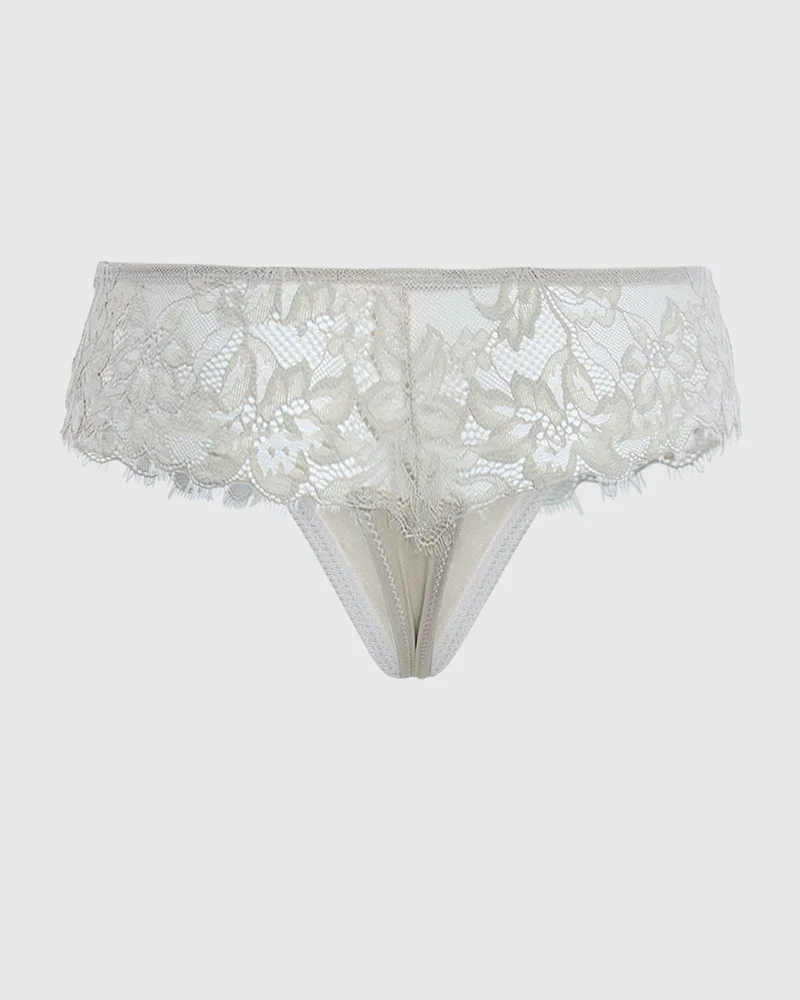 ايسلا اند ايفي إيلا وإيفي ثونغ مثير