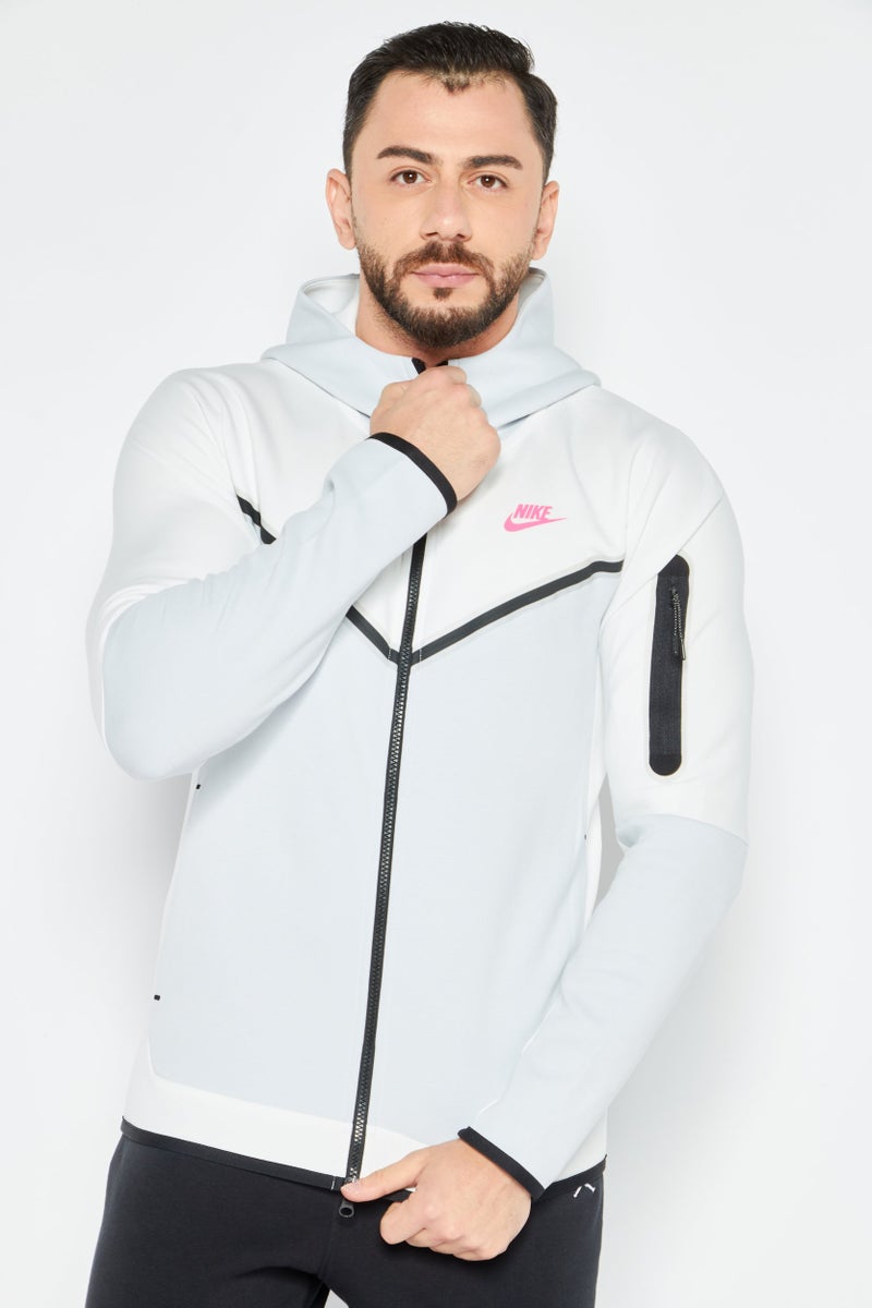 Nike سويت شيرت رياضي للرجال بأكمام طويلة وقبعة، مزيج رمادي - Image 1