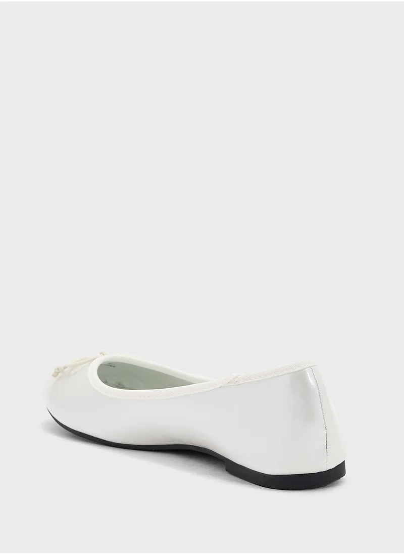 جينجر Everyday Ballerina Flat