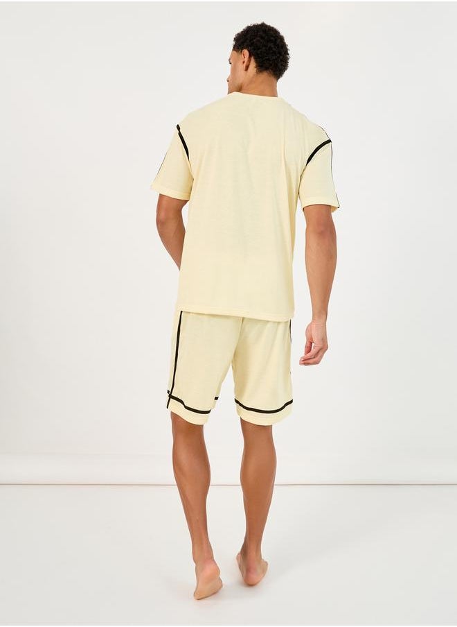 Styli Contrast Tape Short Sleeve T-Shirt and Shorts Set  - Image 5