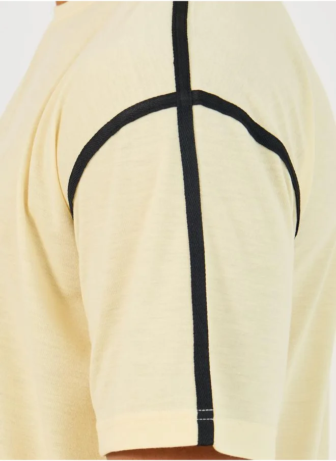 Styli Contrast Tape Short Sleeve T-Shirt and Shorts Set