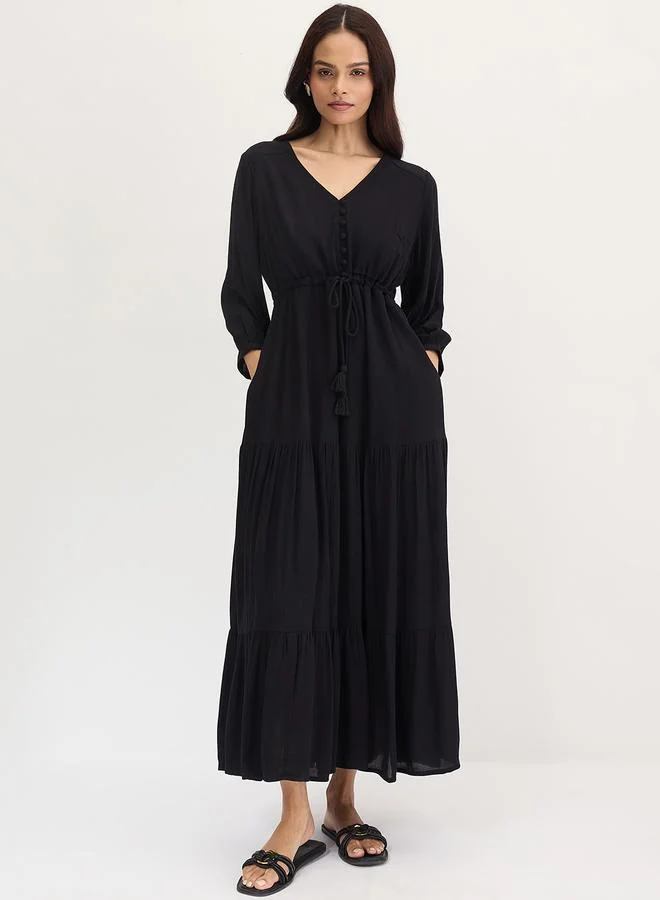 Femmella Femmella Black Crinkled Tiered Maxi Dress