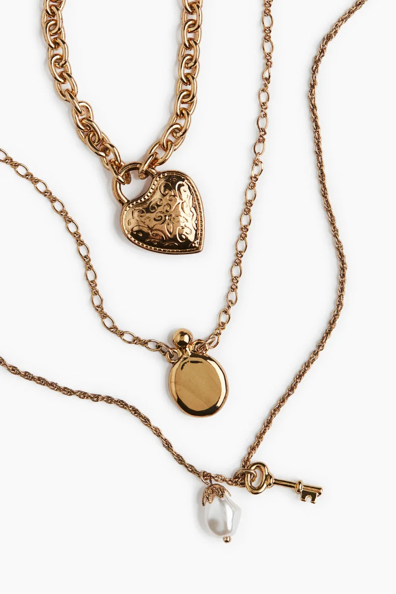 اتش اند ام قلادة ثلاثية السلاسل بحلية