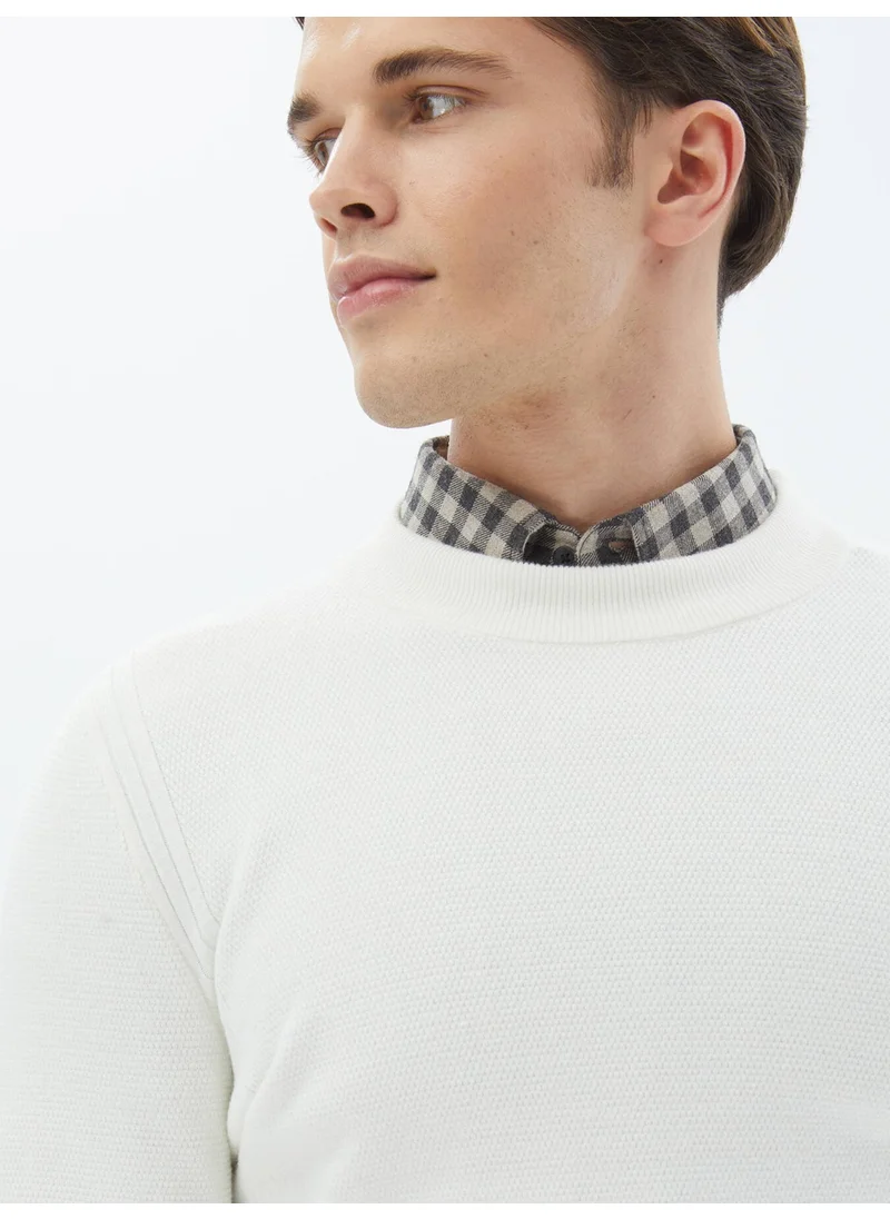 كيب Ecru Half Turtleneck Patterned Sweater