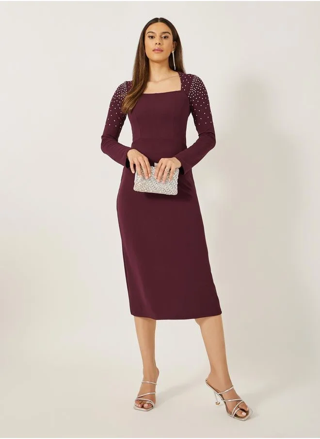 ستايلي Embellished Square Neck Sheath Midi Dress