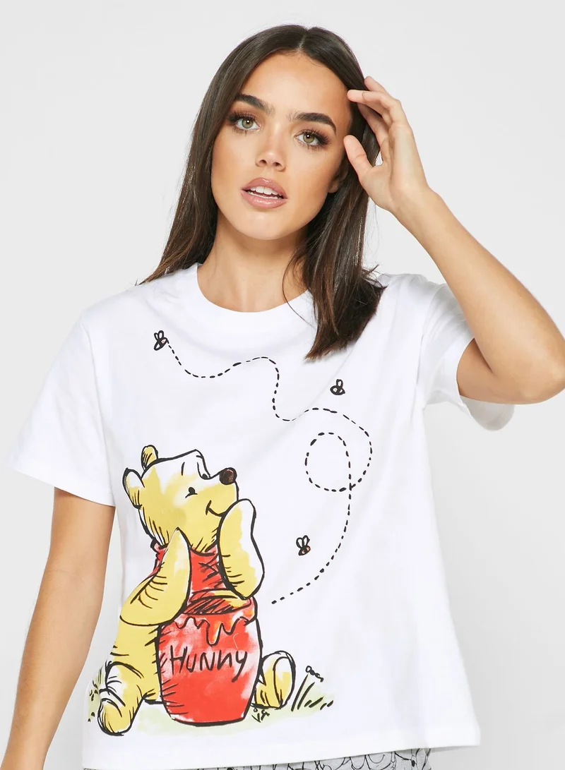 Fabric Flavours Winne the Pooh Print T-shirt and Shorts Set