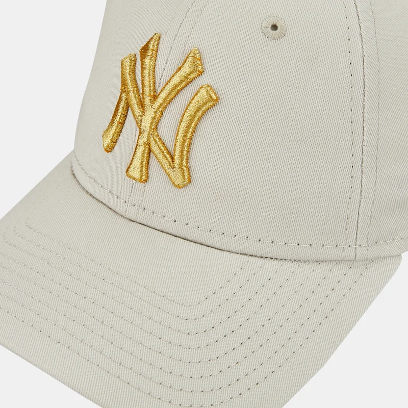 NEW ERA Beige Women's Metallic Logo New York Yankees 9Forty Cap for Women | Best Price UAE