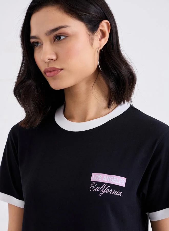 Styli Styli Slogan Print Contrast Trim Round Neck T-Shirt