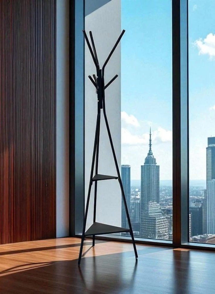 علاقة ملابس بتصميم عصري مع رفوف ديكور