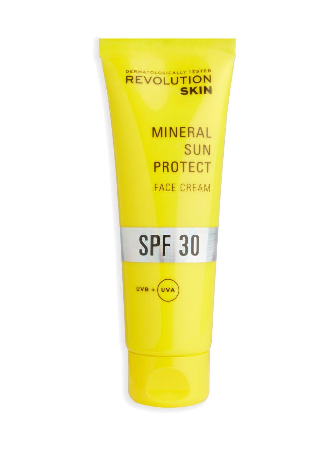 REVOLUTION Skincare London SPF 30 Mineral Protect Sunscreen - Image 2