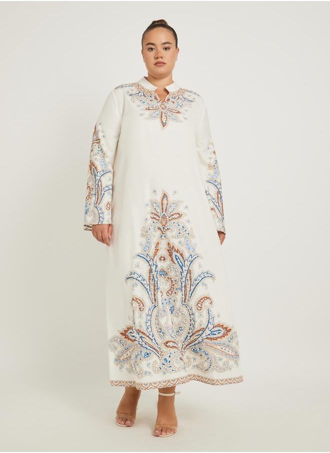 Styli Styli Plus Size Stand Collar Printed A-Line Jalabyia with Embellished Detail  - Image 2
