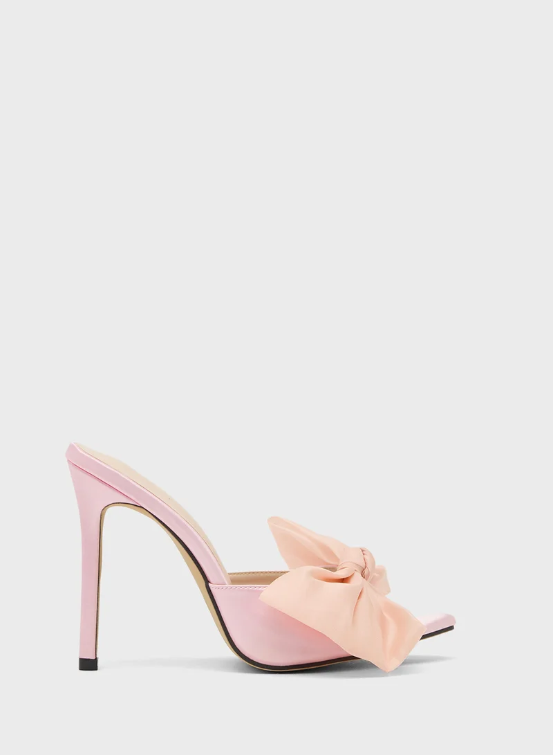 جينجر Heeled Sandal With Bow