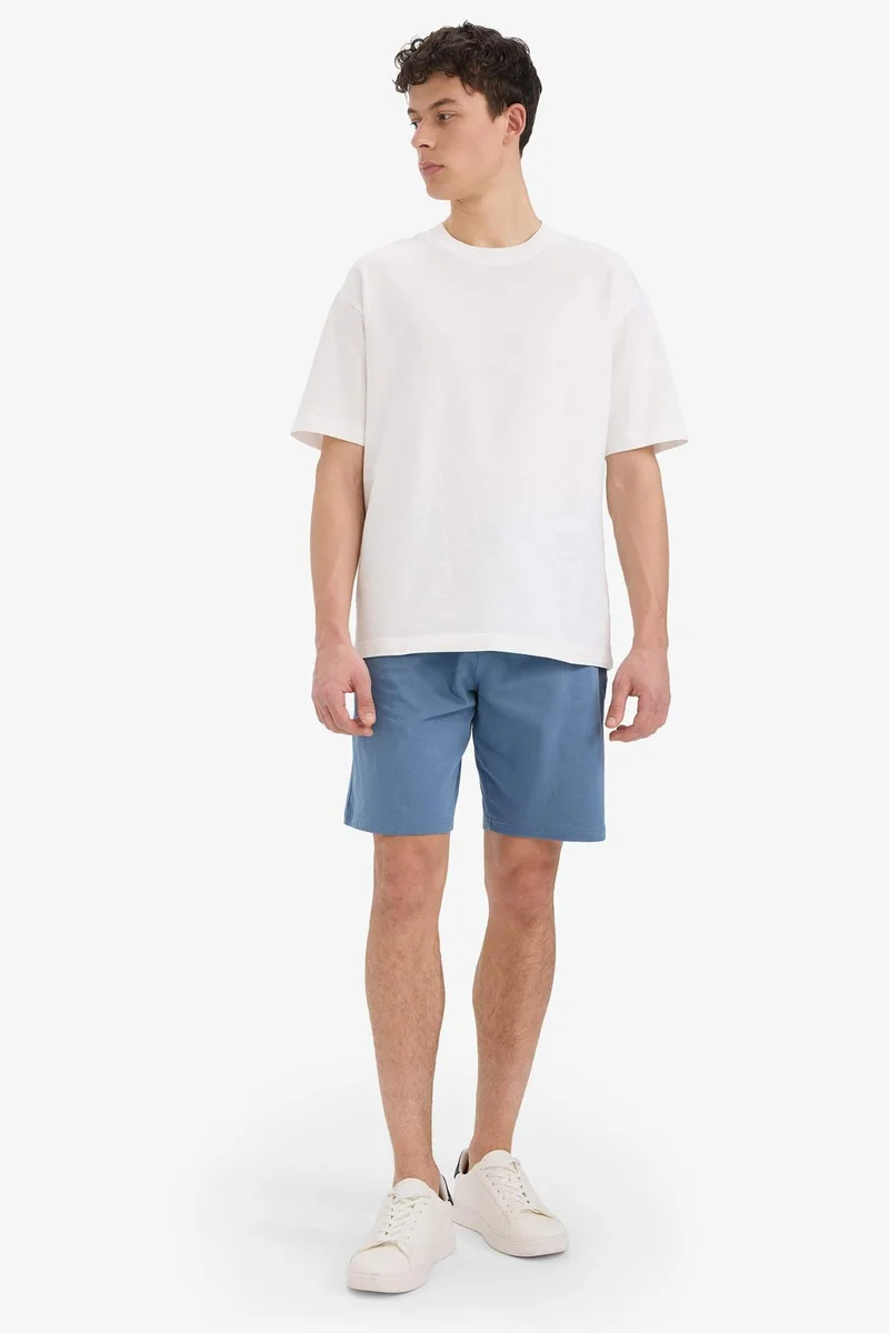 ديفاكتو Slim Fit Basic Bermuda Shorts