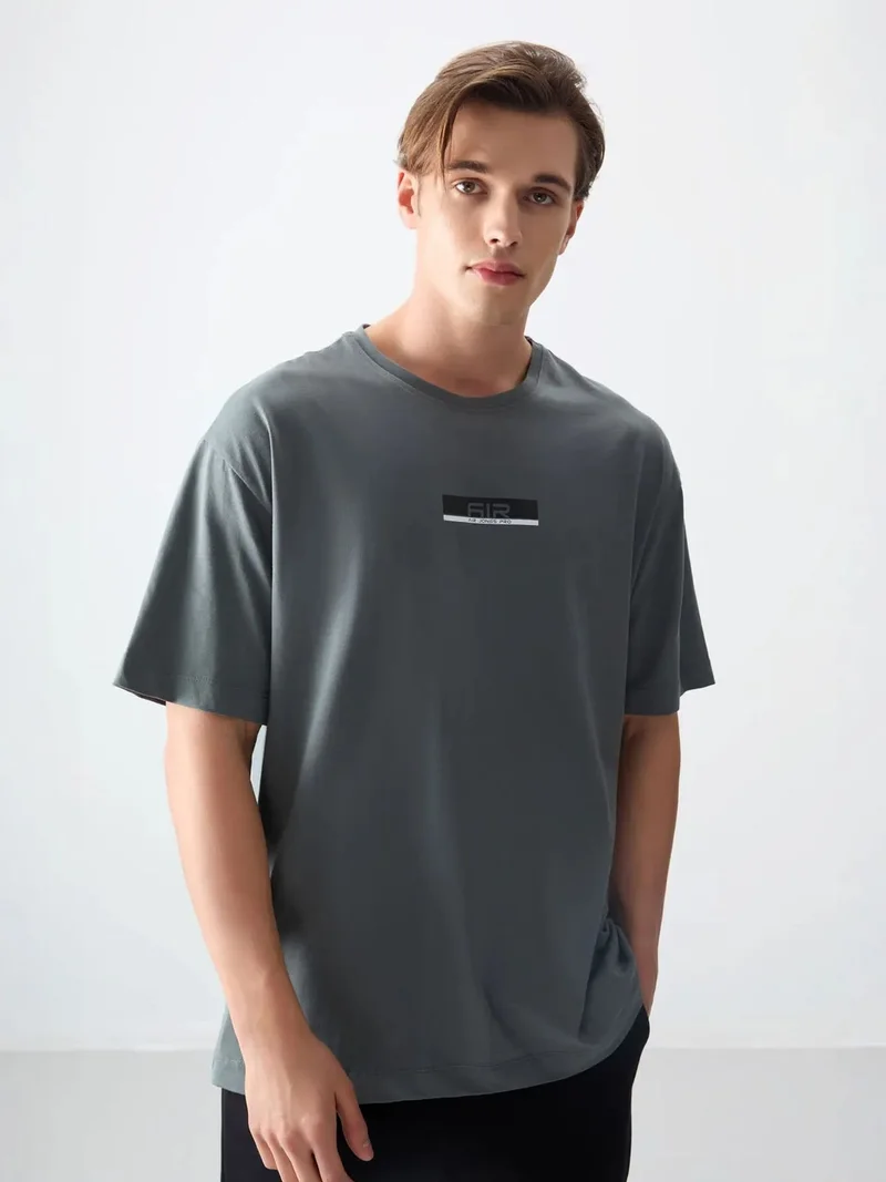 TOMMYLIFE TOMMY Oversized Cotton Logo Patch T-Shirt