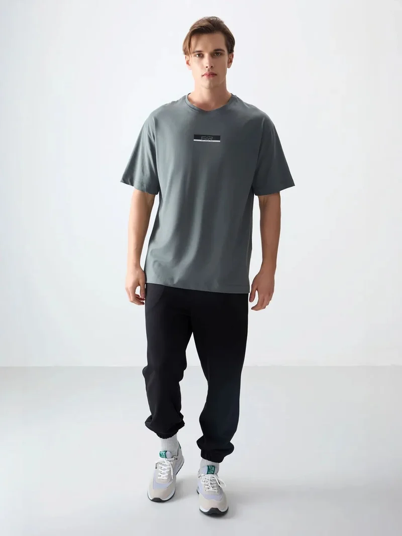 TOMMYLIFE TOMMY Oversized Cotton Logo Patch T-Shirt